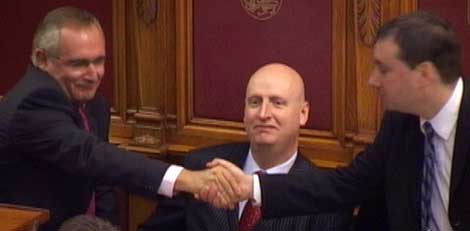 Senators Walker & Syvret shaking hands