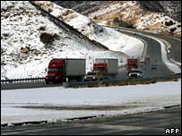 Estradas com neve na Califórnia