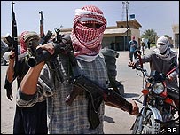 Insurgentes em Falluja (arquivo)