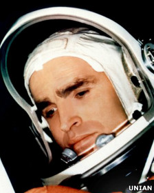 Леонід Каденюк