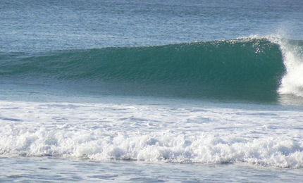 Overhead, clean lines, and check the scale on the back set. A dream session for these couple of Irish winter chargers. Pic Ger. Dec 06