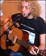 Howlback Hum's acoustic offering.