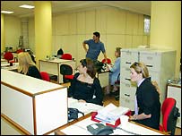 Nëpunës në Athinë 