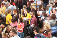 Cofrestru yn ystod Wythnos y Glas