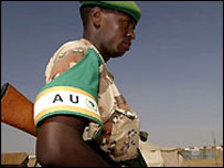 Člen mírových jednotek Africké unie v Dárfúru