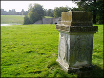 Stone plinth marking the site of Woodstock manor