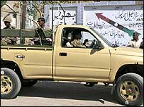 الیکشن کمیشن کے دفتر میں پولیس