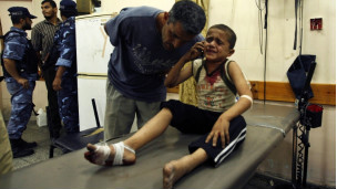 غزہ پر اسرائیلی حملے میں زخمی بچہ فائل فوٹو