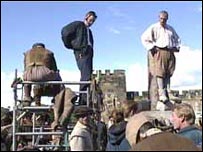 Crew working on Elizabeth