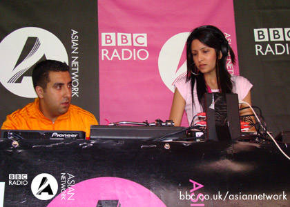 Dipps & Kayper in the Mix Tent