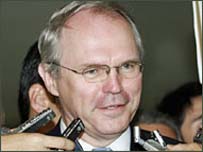 Christopher Hill ở Tokyo ngày 20/6/2007