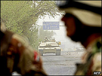 Bağdat'ta bir Amerikan askeri