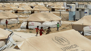 مخيمات اللاجئين السوريين