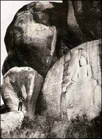 گوتم بدھ کا مجسمہ