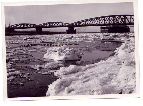A frozen Dee at Deeside in 1940, courtesy of Corus