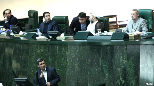 احمدی نژاد در مجلس