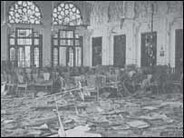 ڈھاکہ میں تباہ شدہ عمارت