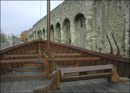 Mô hình thuyền trung cổ