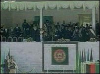 کرزئی پر حملہ