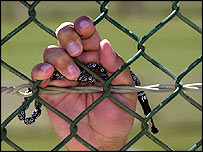 Guantanamo'daki bir tutsak