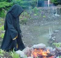 Un o gymeriadau Caerdroia