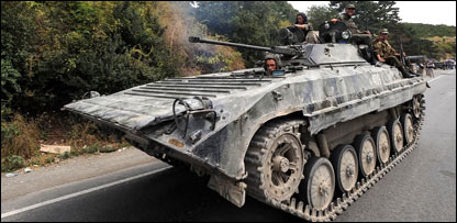 بحر اسود سے لیکر تبلیسی کے راستے میں روسی افواج کا قبضہ سنیچر کی شب بھی قائم تھا