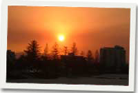 Haul yn machlud yn Awstralia