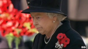 英國女王向陣亡將士致敬