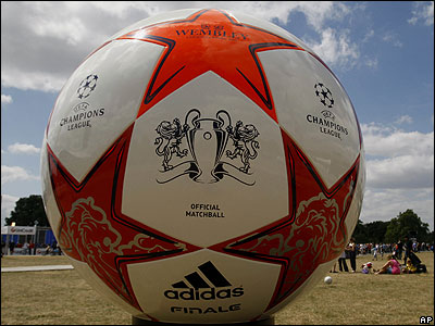 Diseño del balón con el que se jugará la final de la Liga de Campeones