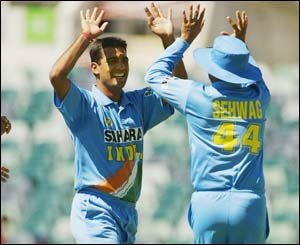 अमित भंड़ारी ने भी प्रभावित किया