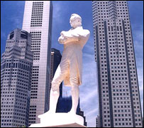 Tượng Sir Stamford Raffles tại khu tài chính Singapore