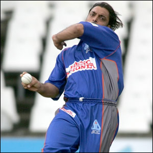 शोएब अख़्तर की घातक गेंदबाज़ी