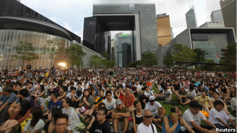 要求政府撤回德育及國民教育課抗議