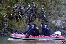 South Korean Army soldiers and rescue team members search missing people at the Imjin Rive, South Korea