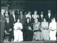  يک قصر و هزار دريچه