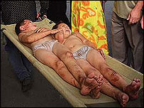 बाहर निकले बच्चे