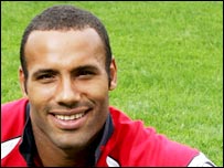 Leon Lloyd, Gloucester Rugby centre (Getty image)