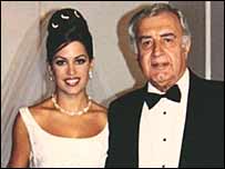 مصطفی عقاد و دخترش