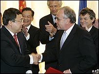 مقامات چين و فرانسه