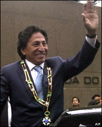 Toledo recebeu de Lula a condecoração 'Cruzeiro do Sul' 