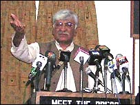 سینیٹر اسفند یار ولی