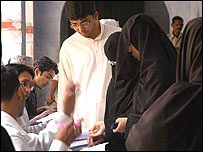 वाराणसी में मतदान 