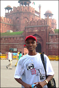 Umaru Fofana in front of the Red Fort in Delhi, India