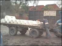 Aid delivery for tsunami victims