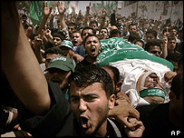 Enterro de integrante do Hamas na Faixa de Gaza