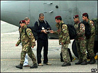 спостерігачі