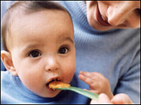 Matka a dítě (ilustrační foto)