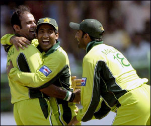 भारत की धुआंधार बल्लेबाज़ी