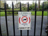 “请带走狗屎”告示