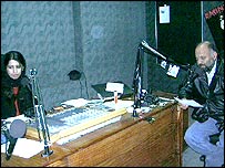 लोकप्रिय होता एफ़एम